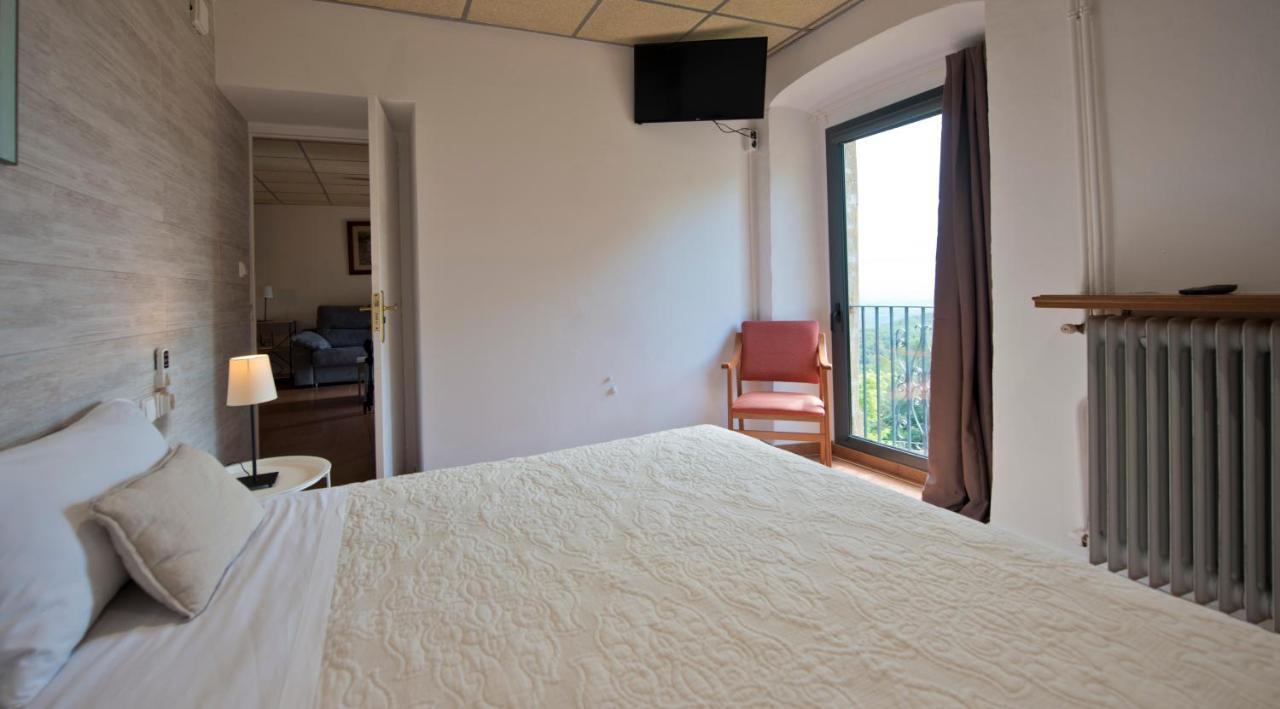 Hostal La Salut De Terrades Exterior photo