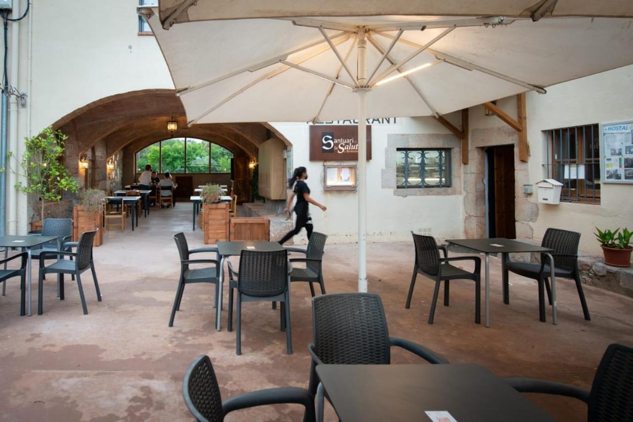 Hostal La Salut De Terrades Exterior photo