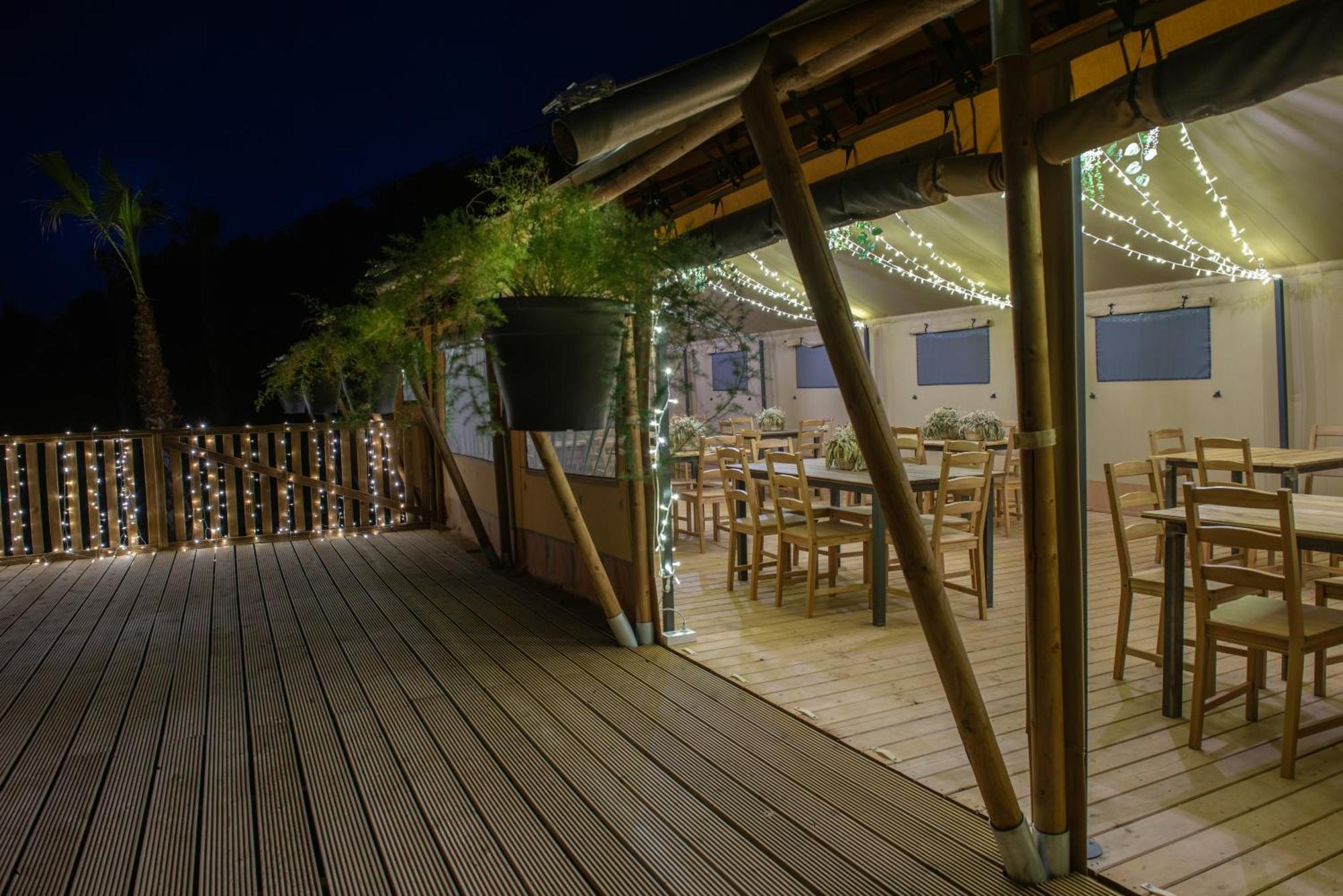Hostal La Salut De Terrades Exterior photo